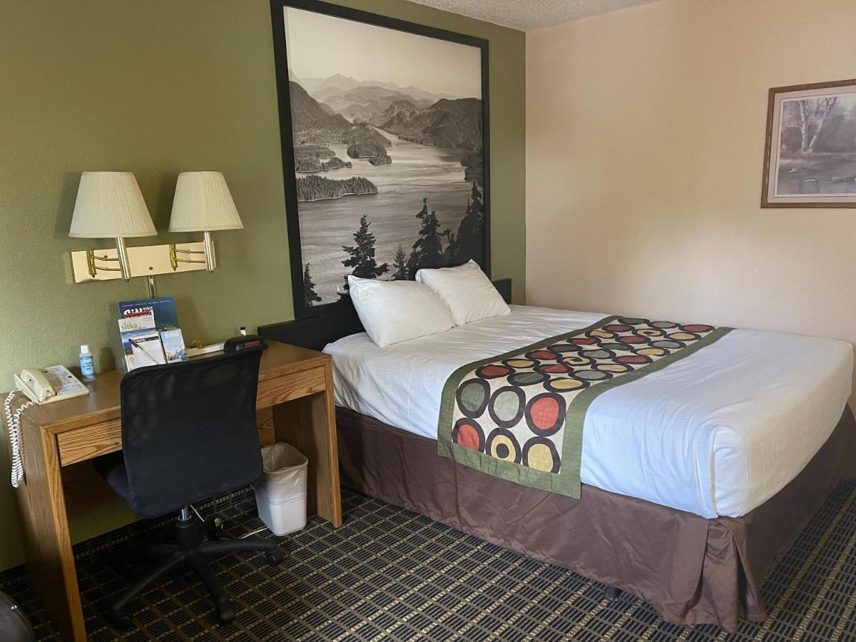 Baranof Lodge Sitka Buitenkant foto
